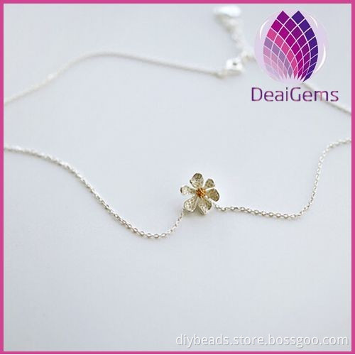 5.85x5.49mm 925 silver flower pendant with chain